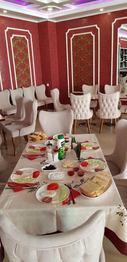 Eleganti Hotel Batumi Exterior foto